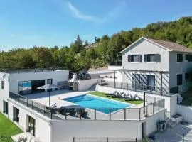 Stunning Home In Obrovac Sinjski