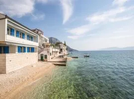 Four-Bedroom Holiday Home In Brist