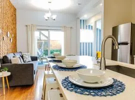 Jennifer's Providence Escape Private Apartment with Relaxing Deck