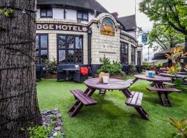 Bridge Hotel, hotel dicht bij: metrostation Greenford, Greenford