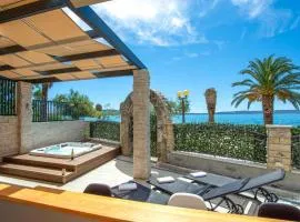 Beautiful Apartment In Kastel Gomilica