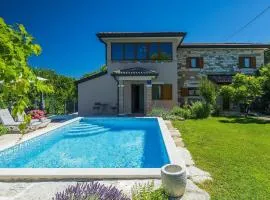 Villa Nila