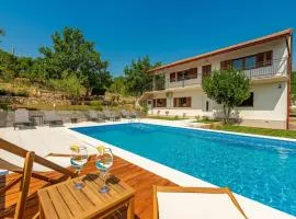 Beautiful Home In Muskovci With Wifi