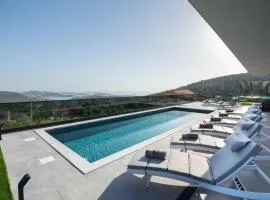 Awesome Home In Jarebinjak