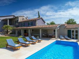 Villa Pepi, Hotel in Pulići