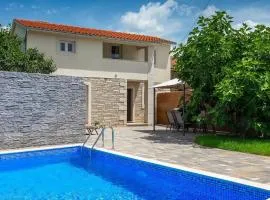 Villa Leni Kringa