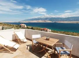 1 Bedroom Amazing Apartment In Pag