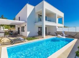 3 Bedroom Gorgeous Home In Linardici