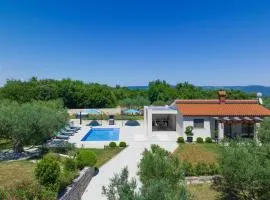 Villa Saint Silentio
