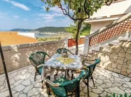 Gorgeous Apartment In Supetarska Draga