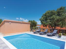 Holiday Home Bilice Xiv, hotel a Bilice (Bilizze)
