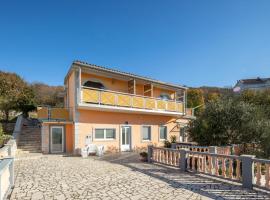 Holiday Home Gaj I, ξενοδοχείο σε Klenovica