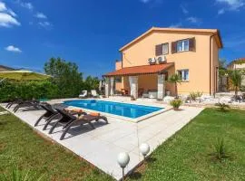 Holiday Home Krnica Peruski