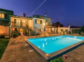 Two-Bedroom Holiday Home In Svetvincenat
