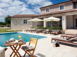 Villa Divina, hotell i Divšići