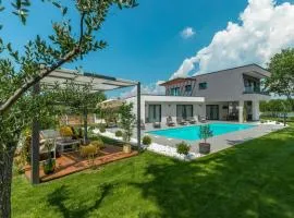 Gorgeous Home In Sivati