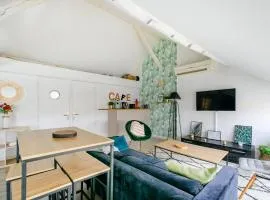 3 Bedroom Lovely Apartment In Poitiers