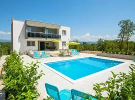 Stunning Home In Ivanbegovina With Wifi