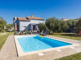 Cozy Home In Vodnjan With Wifi