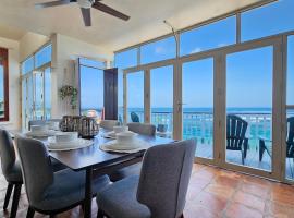 LoveShack Villa in Shacks Beach, Isabela, hotel en Isabela