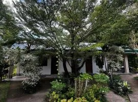 Gal's Guesthouse