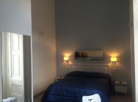 Base Napoli Mergellina, hotel u Napulju
