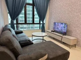 E LIFE D Summit Residences 1315 Wifi Netflix