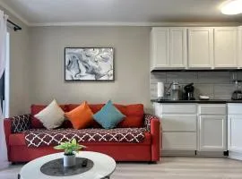 Cozy Galveston Beach Front Condo