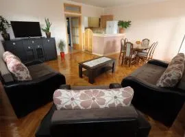 Apartments Pax