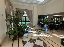 Flat Univer Pamplona Jardins com cozinha e garagem 1901