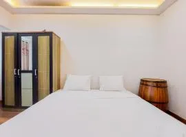 Comfy and Warm Studio Serpong Greenview Apartment By Travelio