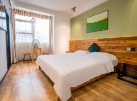 Tianmenshan Loft Art Inn