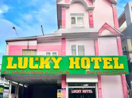 Lucky 1 Hotel、Trà Vinhの宿泊施設