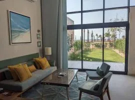 Modern Beachfront 1BR Loft with Garden in Somabay
