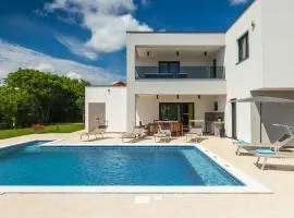 Villa Lucas