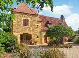 Cozy Home In Marcillac-Saint-Quenti