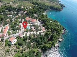 Two-Bedroom Apartment With Sea View In Orebic