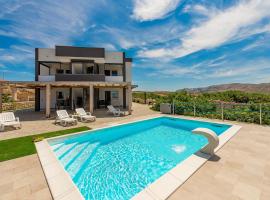 Awesome Apartment In Kustici, Novalja โรงแรมในคุสติชี