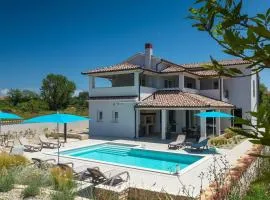 Villa Dream House