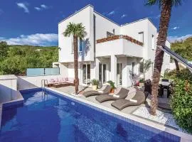 Cozy Home In Crikvenica With Wifi
