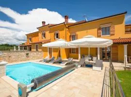 Nice Home In Hr-52215 Vodnjan