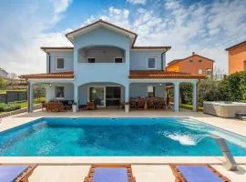 Villa Deep