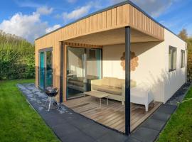 2 Bedroom Cozy Home In Heinkenszand, hotel v destinaci heinkenszand