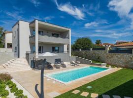 Villa Nebra, hotel a Frata