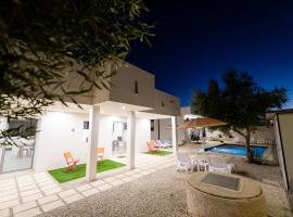 White houses luxury and pool, hotel v destinaci Scoglitti