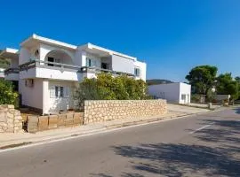 Nice Apartment In Stara Novalja