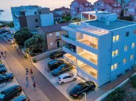 2 Bedroom Amazing Apartment In Mandre