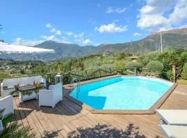 Amazing Home In Camaiore