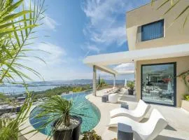 Villa in Ibiza with Panoramic Sea Views