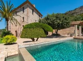 Villa in Andratx with Sea Views and Pool